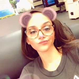 Meet your Posher, Mary helen